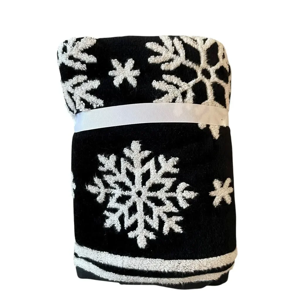 Tahari Christmas SNOWFLAKE Hand Towels 18x28 Coton Black & White Set of 2 New